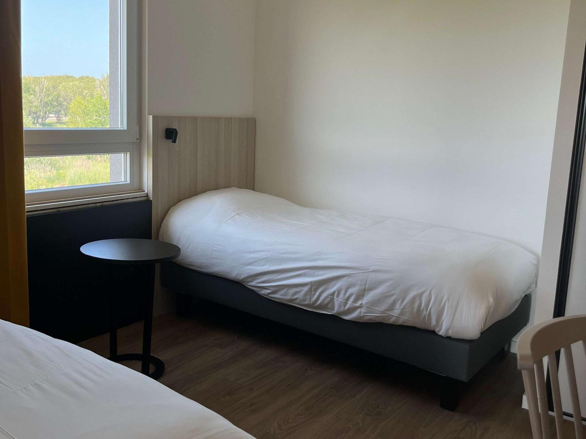 Aparthotel Adagio Access Porte De Camargue Сен-Мартен-дьо-Кро Екстериор снимка