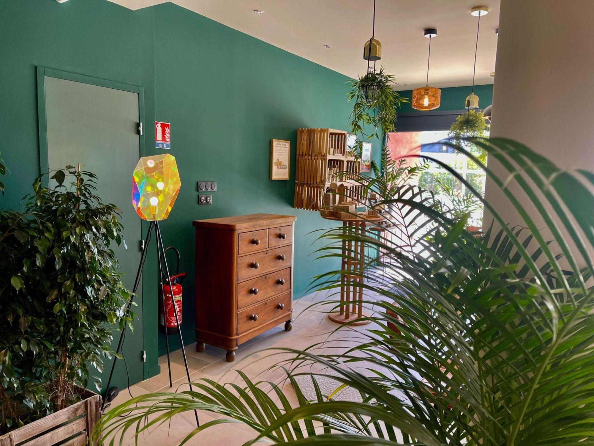 Aparthotel Adagio Access Porte De Camargue Сен-Мартен-дьо-Кро Екстериор снимка