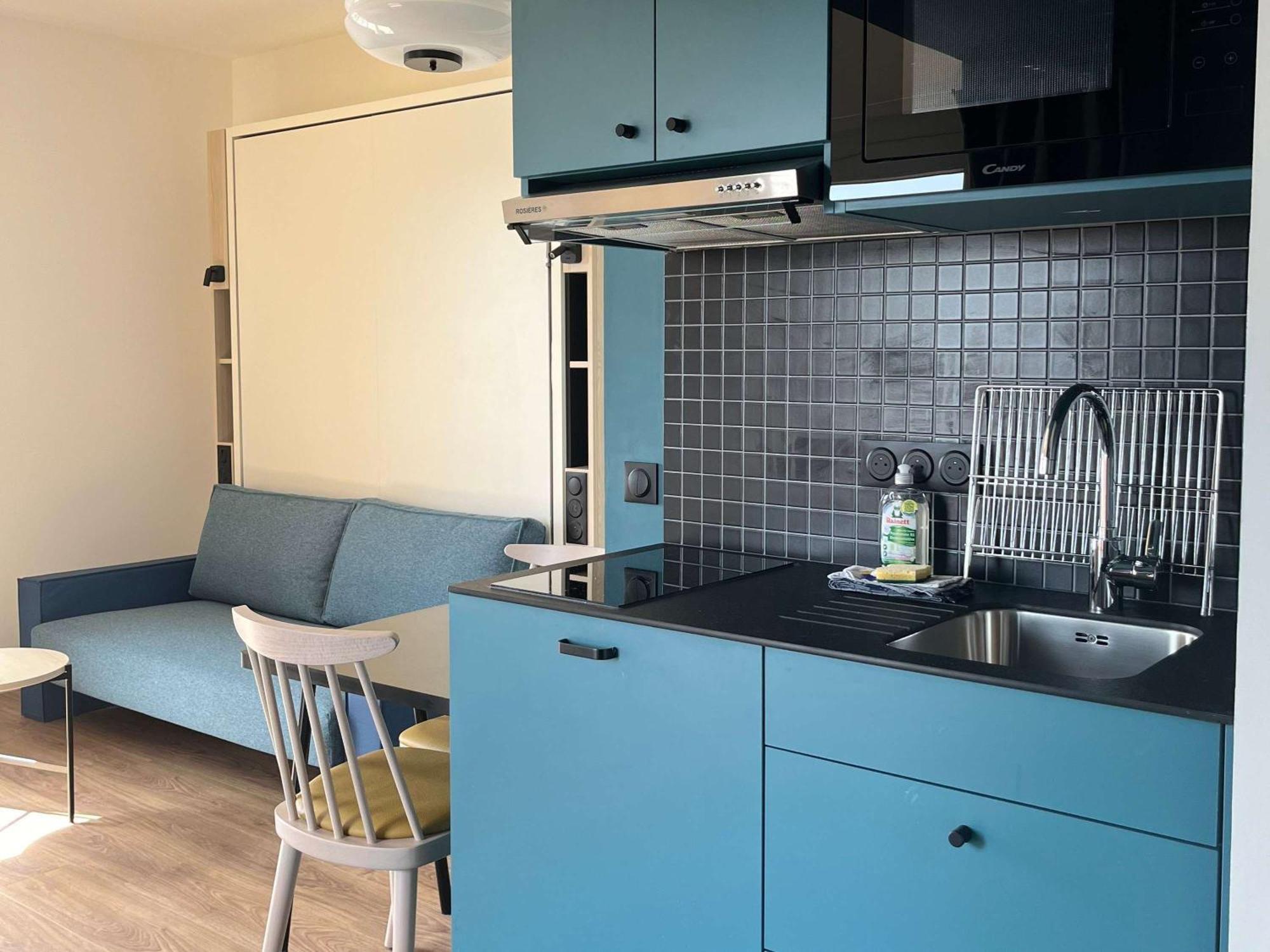 Aparthotel Adagio Access Porte De Camargue Сен-Мартен-дьо-Кро Екстериор снимка